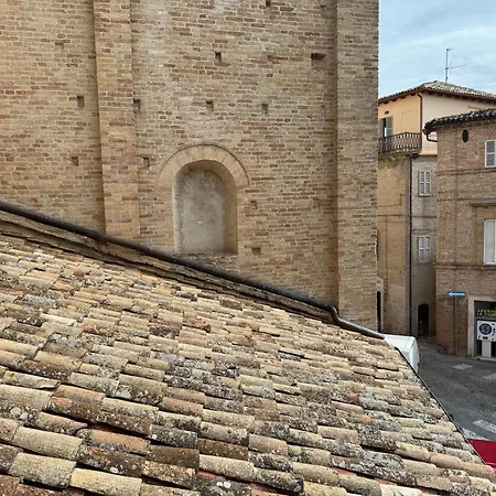 Santarelli *